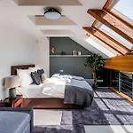 Ac Luxury Loft Friends & Family Edition