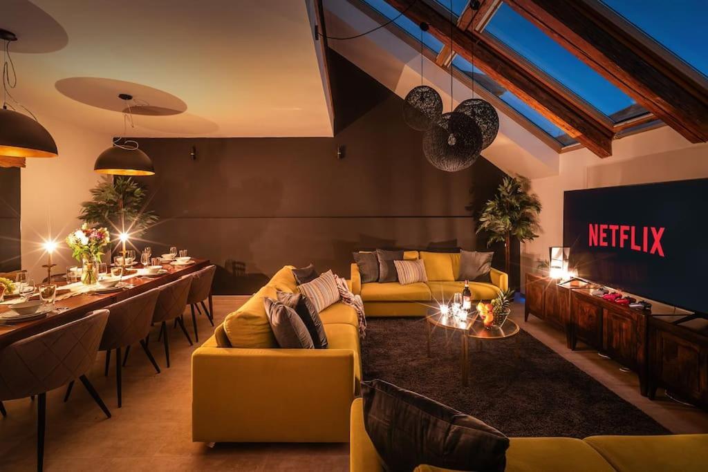 Apartment Ac Luxury Loft Friends & Family Edition