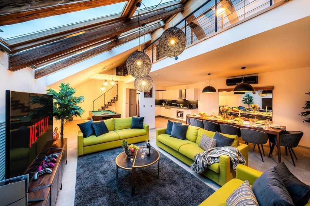 Ac Luxury Loft Friends & Family Edition *